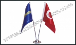 Ikili Masa Bayraklari